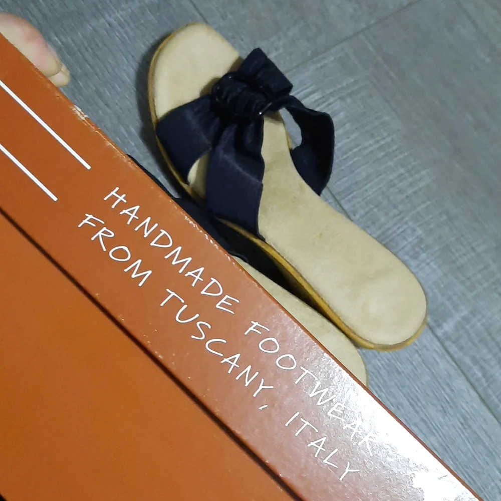 ITALIAN HANDMADE SHOES! Leather & Cork Heeled Sandals From Tuscany Wome…